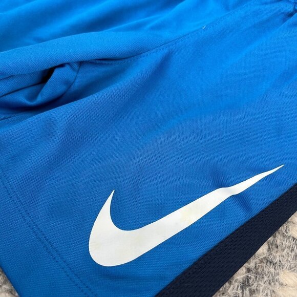 𝅺boys Nike Athletic Shorts Blue Size 4 - Picture 2 of 4